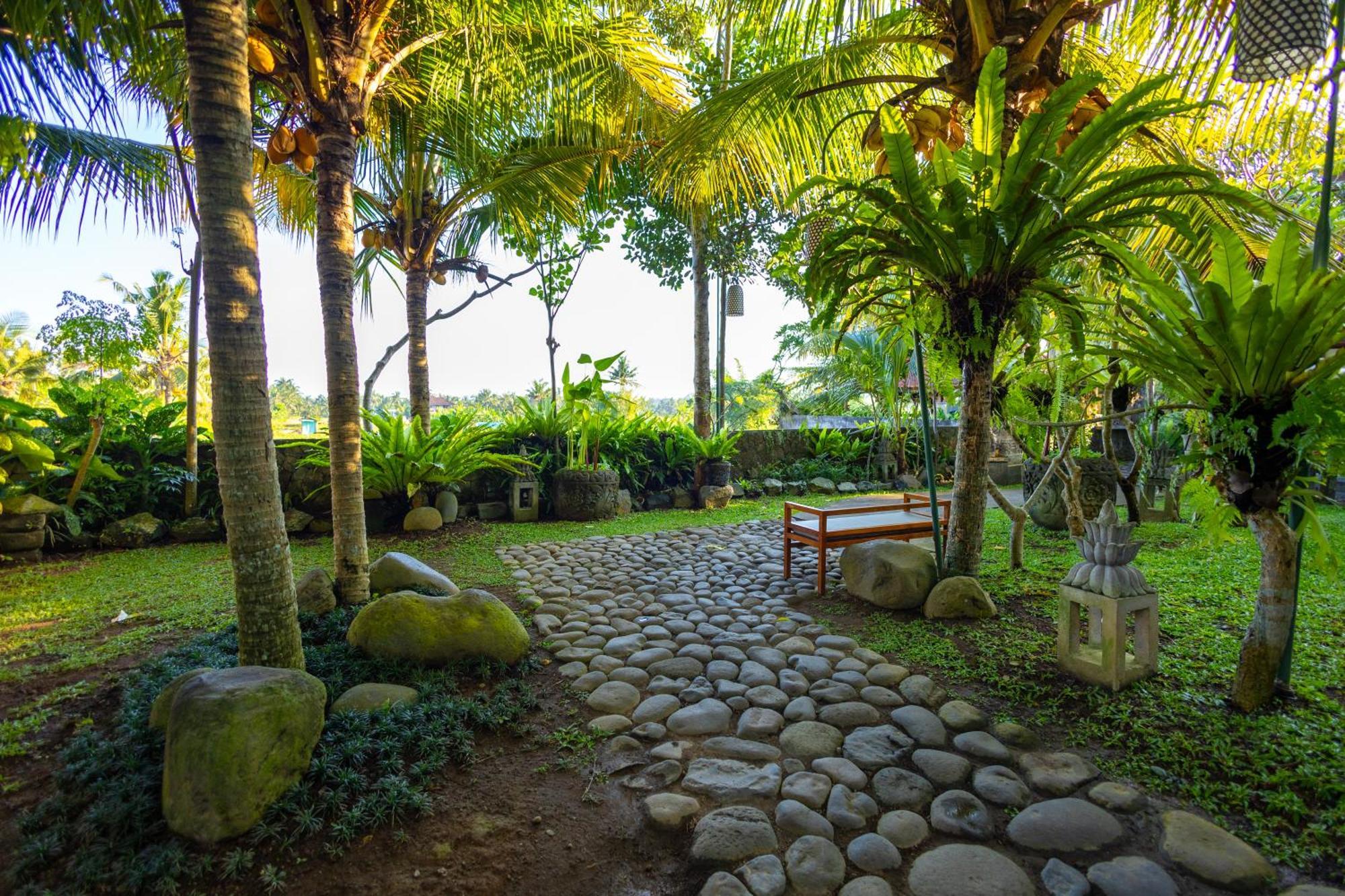 Prabhu Ubud Villa Exterior foto