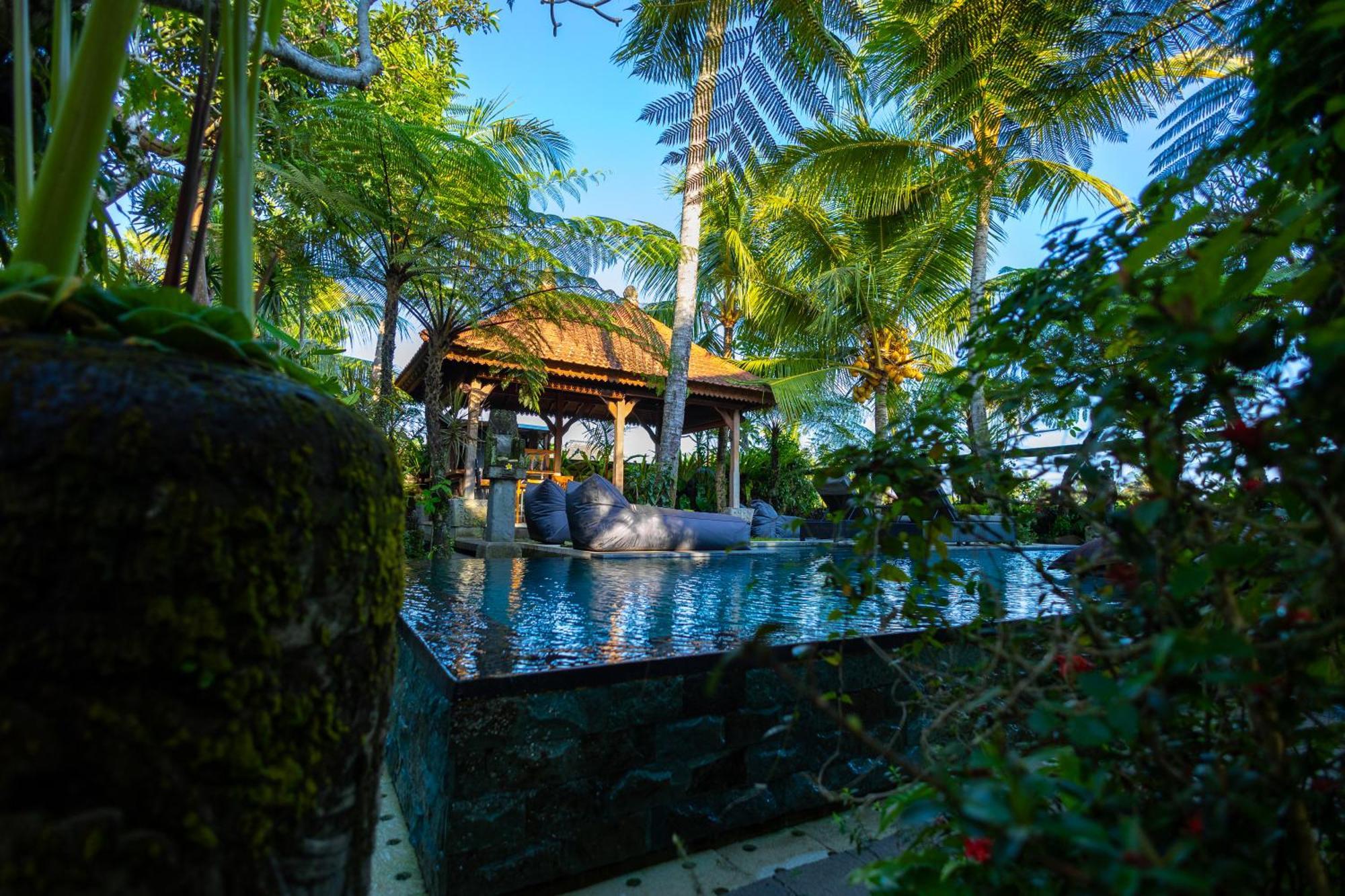 Prabhu Ubud Villa Exterior foto