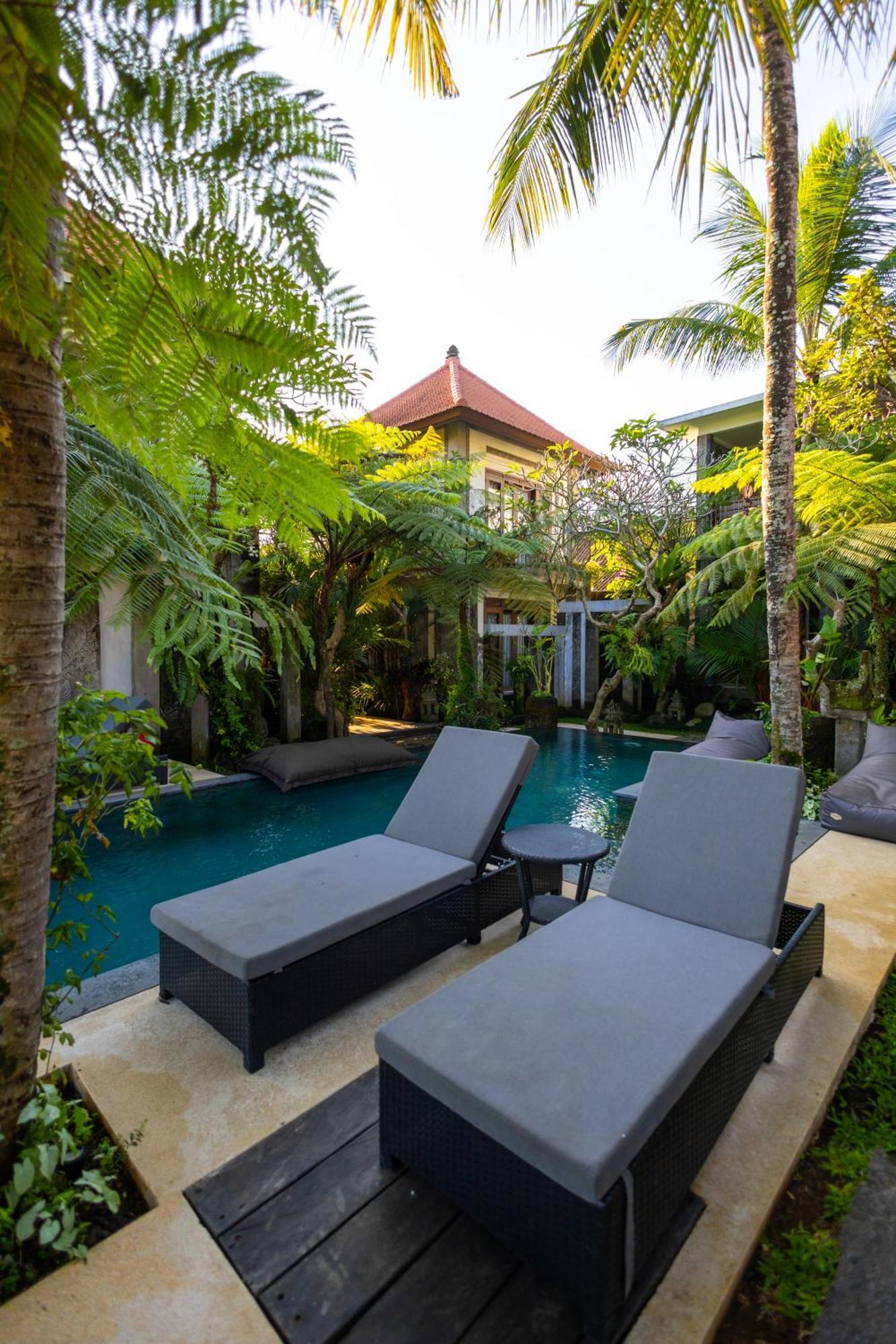 Prabhu Ubud Villa Exterior foto